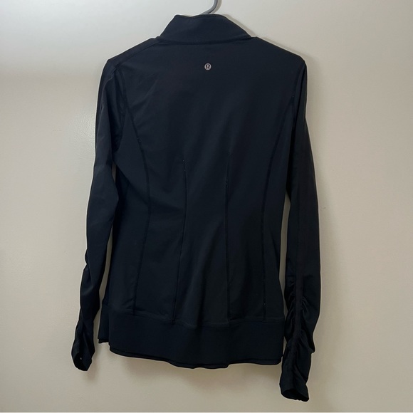 LULULEMON define jacket - Picture 3 of 4
